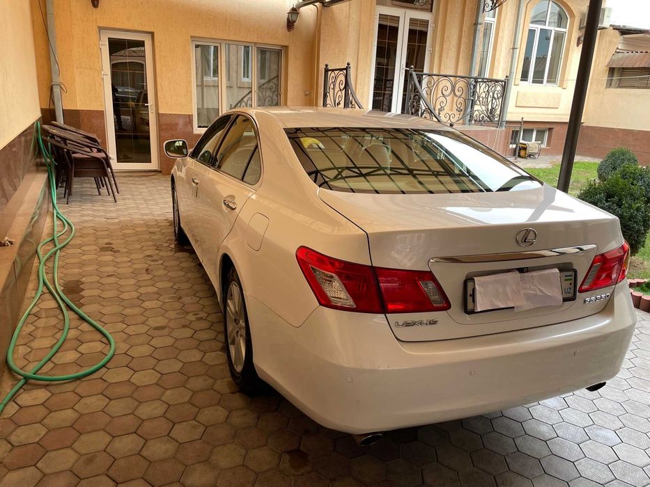 Продается Lexus ES 350 с первых рук