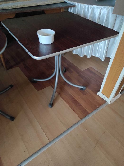 Masa bar terasa Pal schelet metal