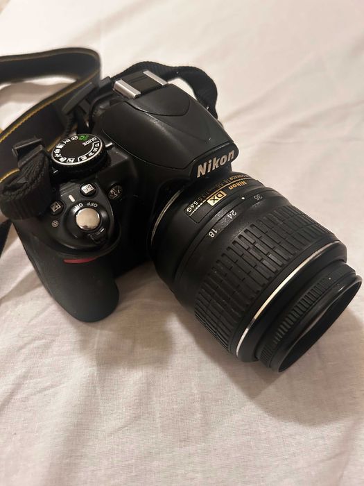 DSLR Nikon D3100 + 2 obiective