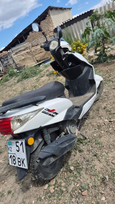 Продам скутер м11