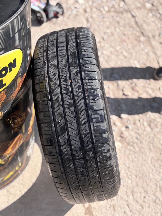 шины тойо тирес 35 тысч срочно