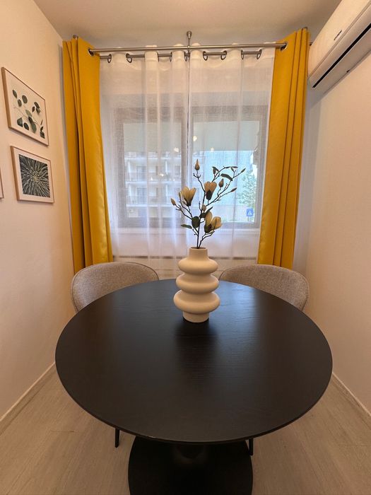 Vand GARSONIERA mobilata si utilata premium / centrala / Hils Brauner