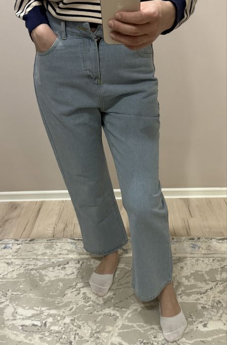 Джинсы новые