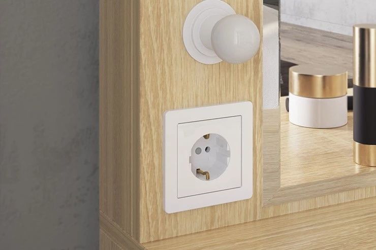 Туалетный столик