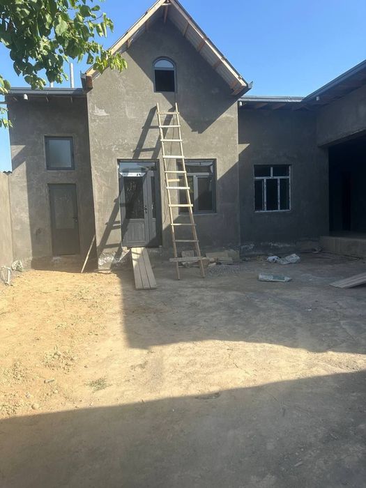 5 ком. ДОМ (коробка), участок 5 соток. Сергели, ул. Илгор. Метро -1 км