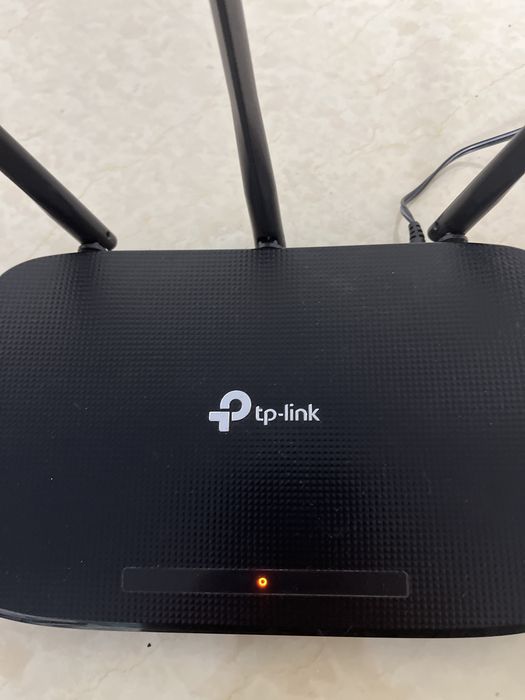 Продам Wi-Fi роутер  ТР -Link TLWR -940N 450 M