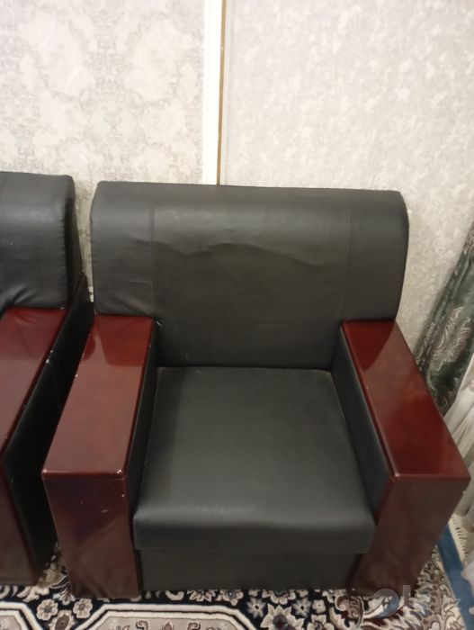 Kaja divan sotiladi sifati zor