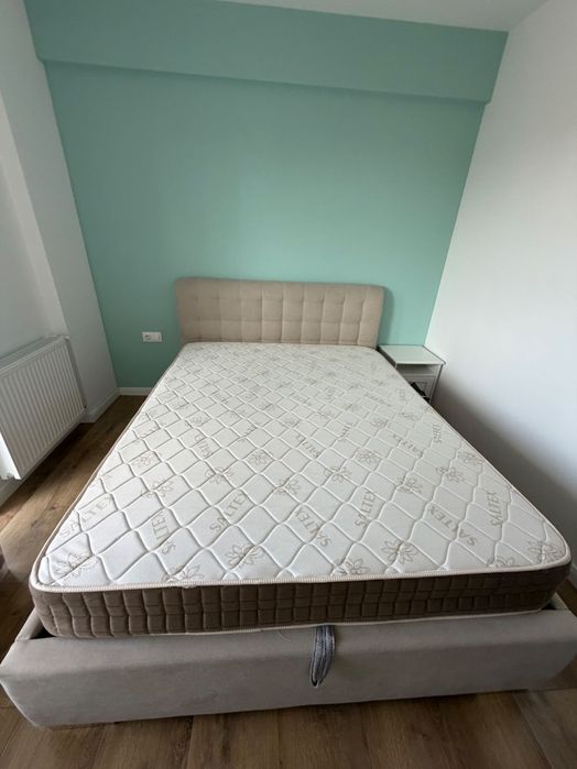 vand pat tapitat cu depozitare sub saltea si saltea inclusa