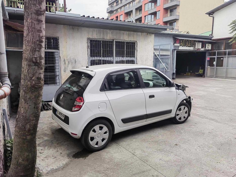 Renault twingo за части цени по договаряне