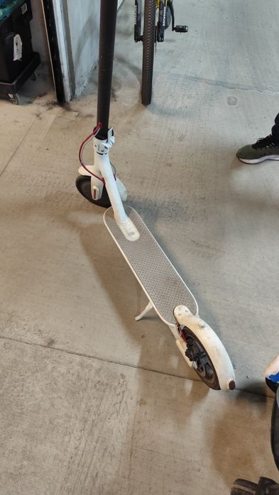 Електрическа тротинетка Xiaomi M365