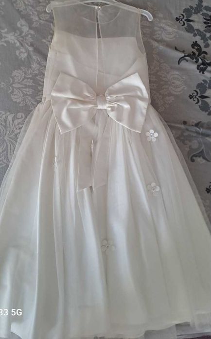 Няколко роклички