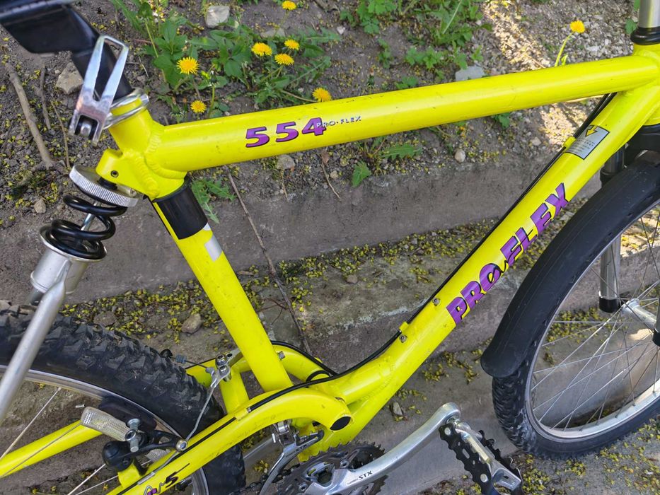 Bicicleta full suspension mtb