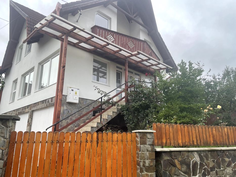 Casă familială de vânzare Praid