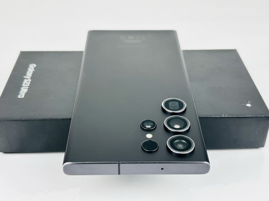 Samsung Galaxy S23 Ultra 5G 512GB 12RAM Black Перфектен! Гаранция!