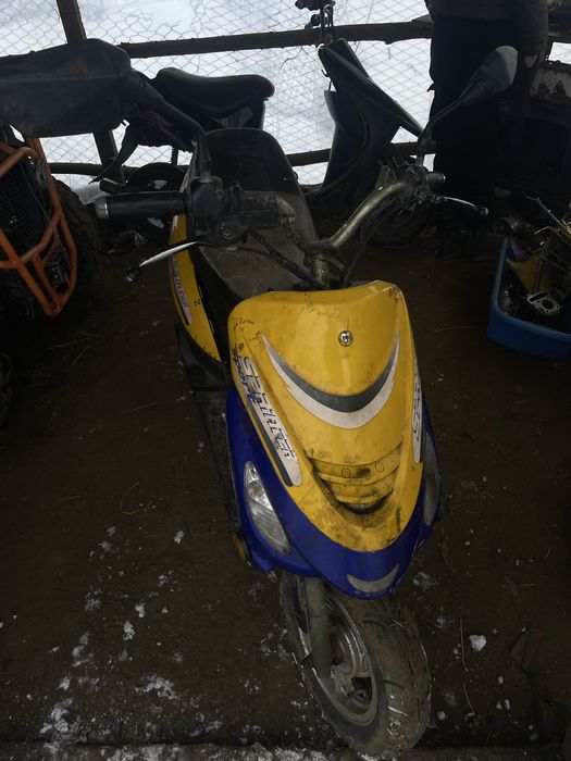 Scuter 80cc.