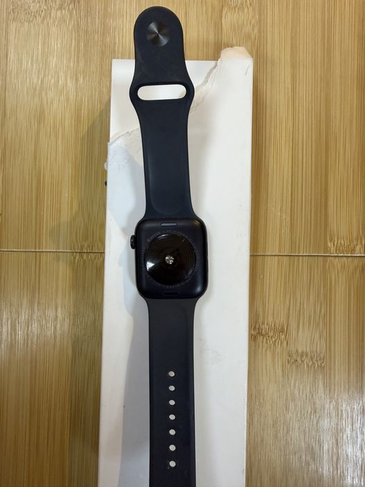 Apple whatch SE gen 2 gps 44 mm