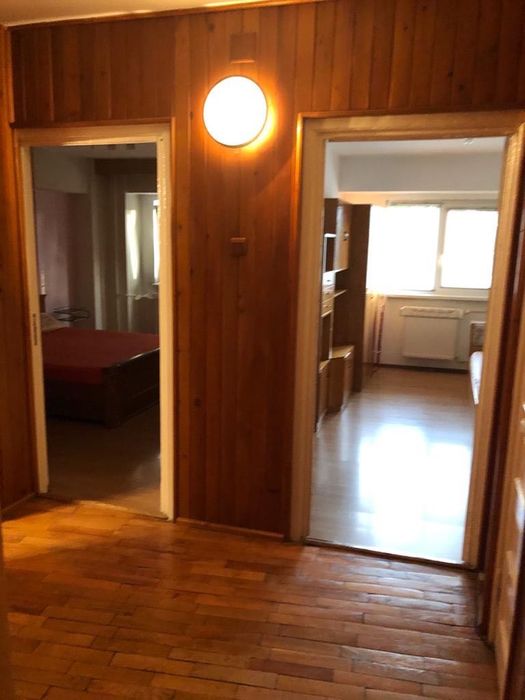 Apartament de închiriat, 3 camere, lângă Complexul Studentesc