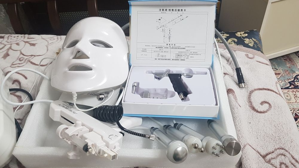 Продам аппарат для косметолога 8в1