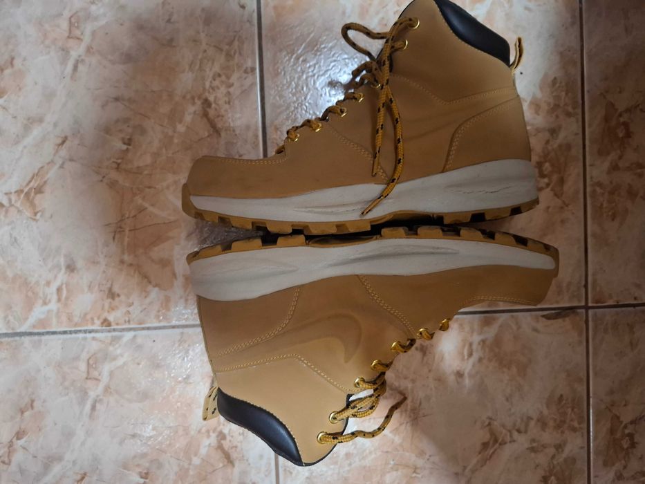Nike manoa leather в отлично състояние