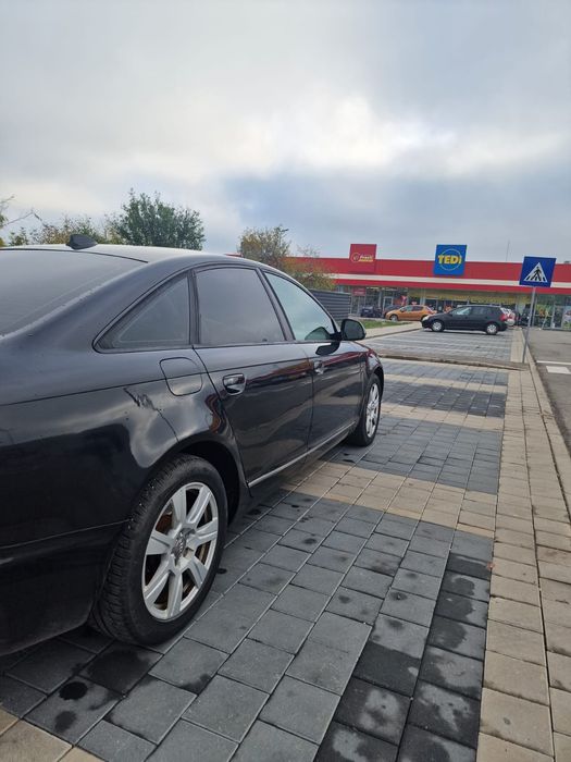 Vând Audi A6 C6 Facelift luată de nouă din România.