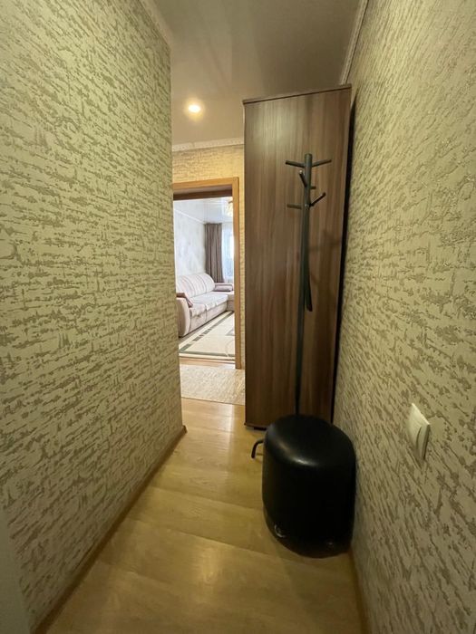 Продам 2х,Центр,37кв,3 этаж