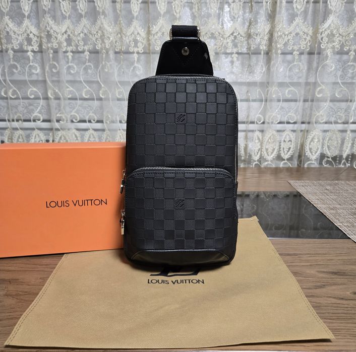 Мъжка чанта louis vuitton