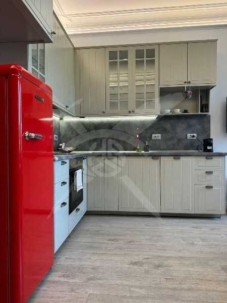 Дава се под наем Двустаен апартамент в Пловдив, Център - 76 кв.м за 498.27 € - Снимка #4