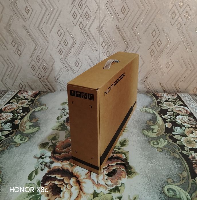 Ноутбук Сотилади (Янги)