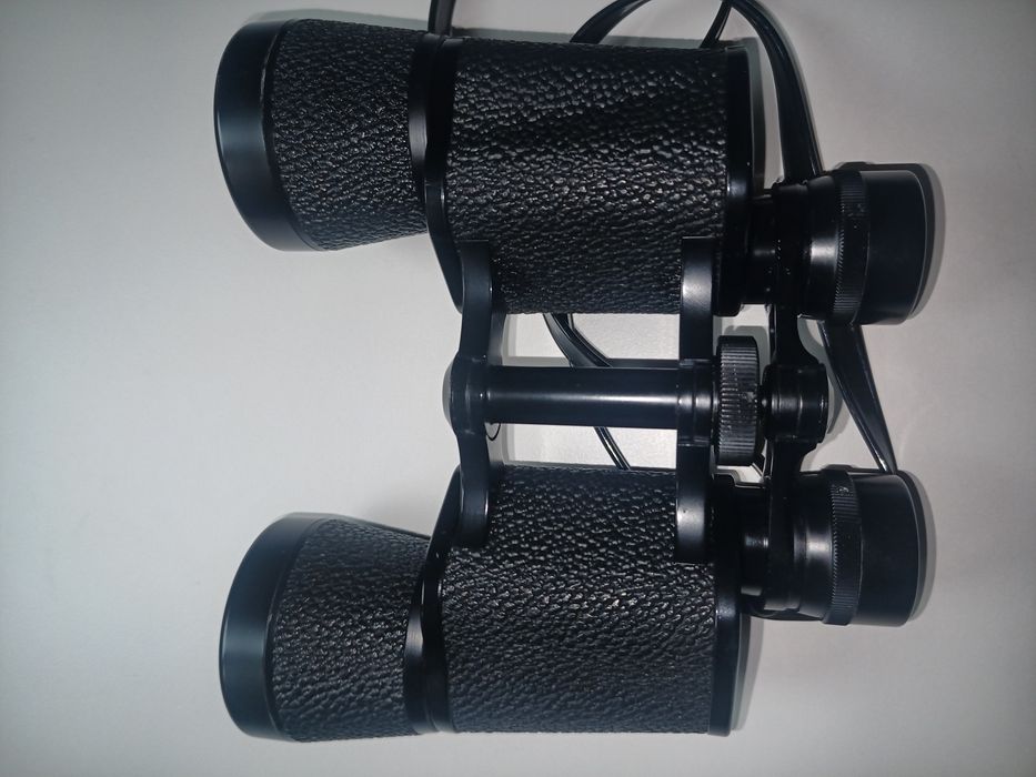 Бинокъл Swarovski Сваровски Falke 10x40EV