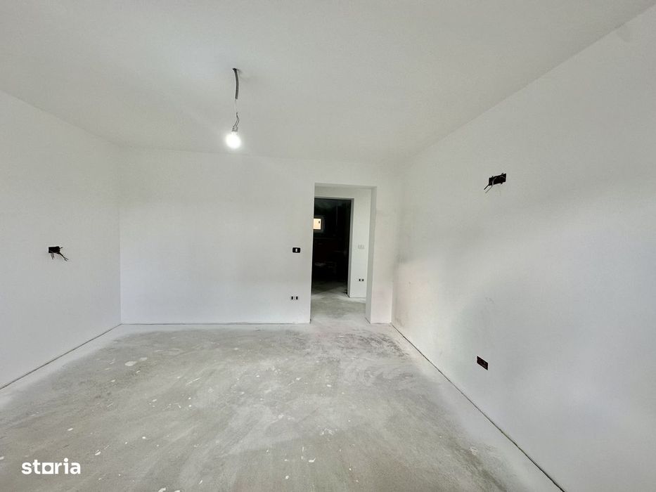 Casă individuală de vanzare  cu garaj și curte proprie – Hălchiu