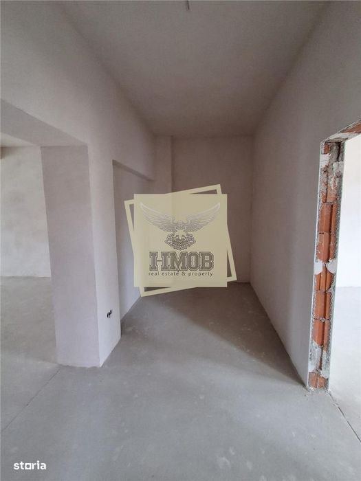 Casa rezidentiala generoasa cu 5 camere 3 bai  dressing  parcare