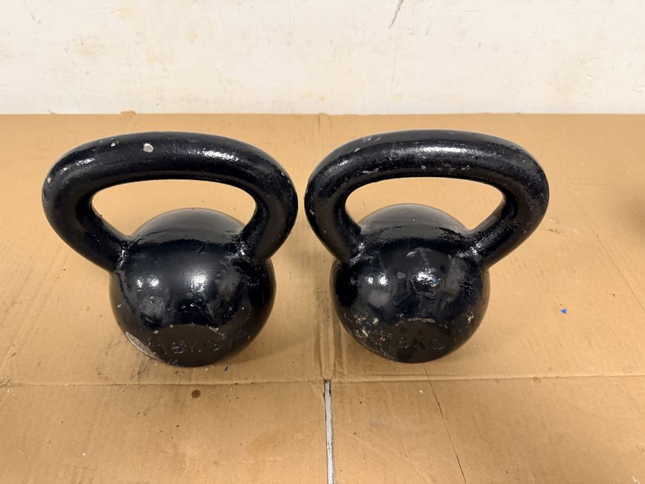 Set kettlebell 16 kg+16 kg=32 kg fier germany pret 400 lei