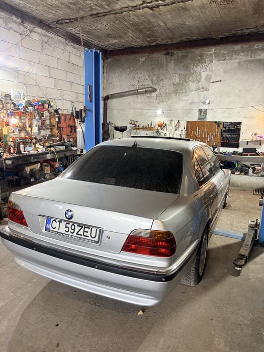 BMW Seria 7 2001 — imagine 2
