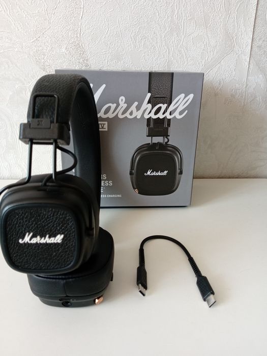 Продам наушники Marshall торг есть