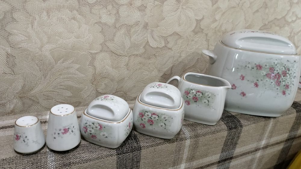 Набор посуды ГДР