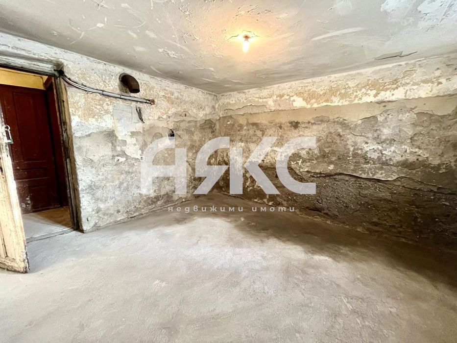 Продава се Едностаен апартамент в София, Център - 31 кв.м за 655 €/кв.м - Снимка #2