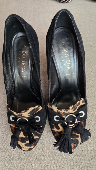 Кожени италиански обувки с ток и  кожа от пони с животински принт