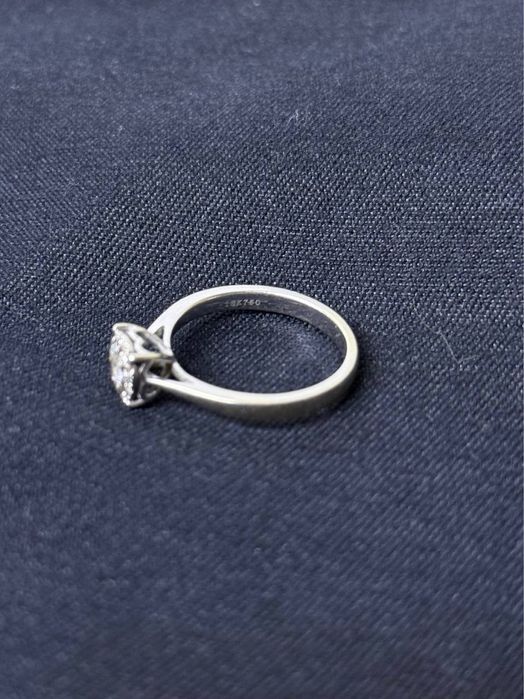 Кольцо с бриллиантами