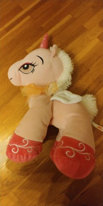 Възглавничка и еднорог