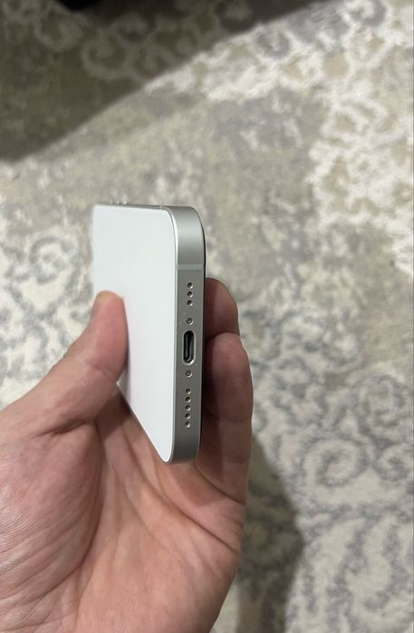 Айфон 16е Iphone 16e