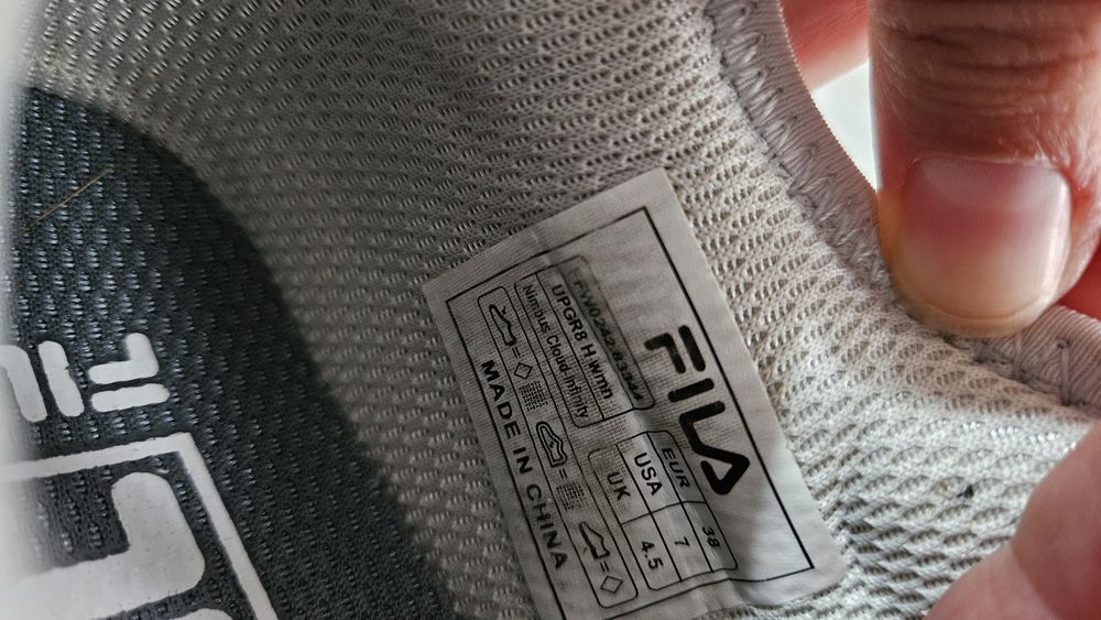 Маратонки Fila- 37номер