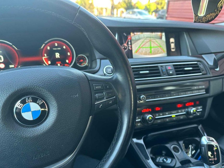 Bmw Seria 5 520D 190CP(B47-G30)~06/2016~Bord digital~HUD~Navi M~Camere