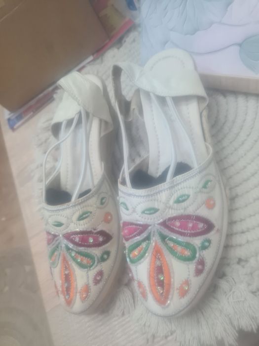 Летни обувки за жени