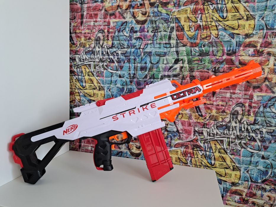 NERF Ultra Strike + подарък патрони