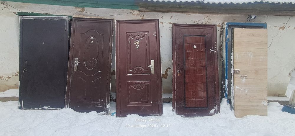 Продам металлические двери