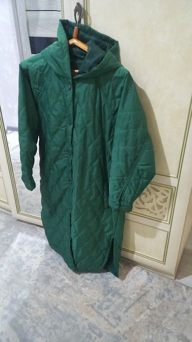 Продам куртки,пуховик