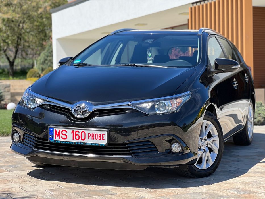 Toyota Auris ~ Garantie ~ Navigatie ~ Camera ~