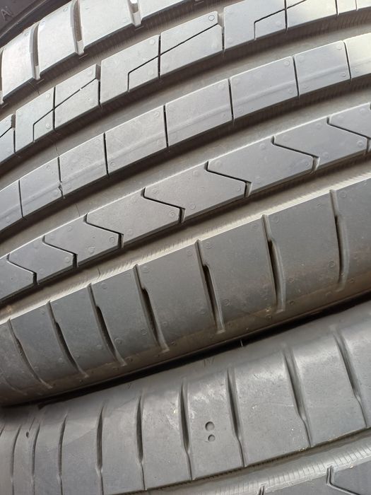 Гуми 215/55/17 Ханкок