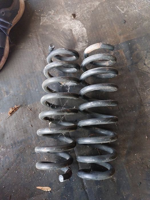 Пружини е90 е91 бмв  2.0д 184кс bmw e90 e91 2.0d