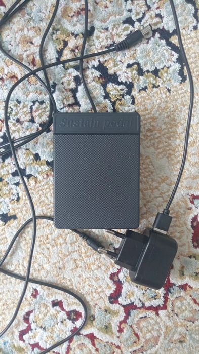 Продам синтезатор on music maestro